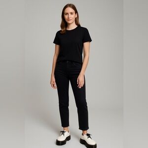 1509- Dr. Martens AirWair Unisex Shoes Size 7 Women / 6 Men NWT White Leather